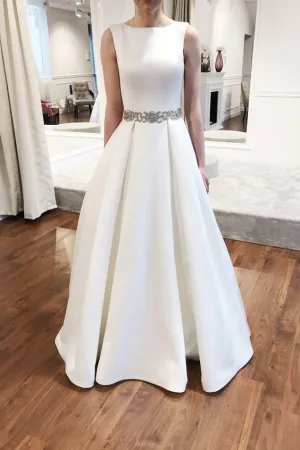 2020 Modern Satin Bride Wedding Dresses with Stones Sash