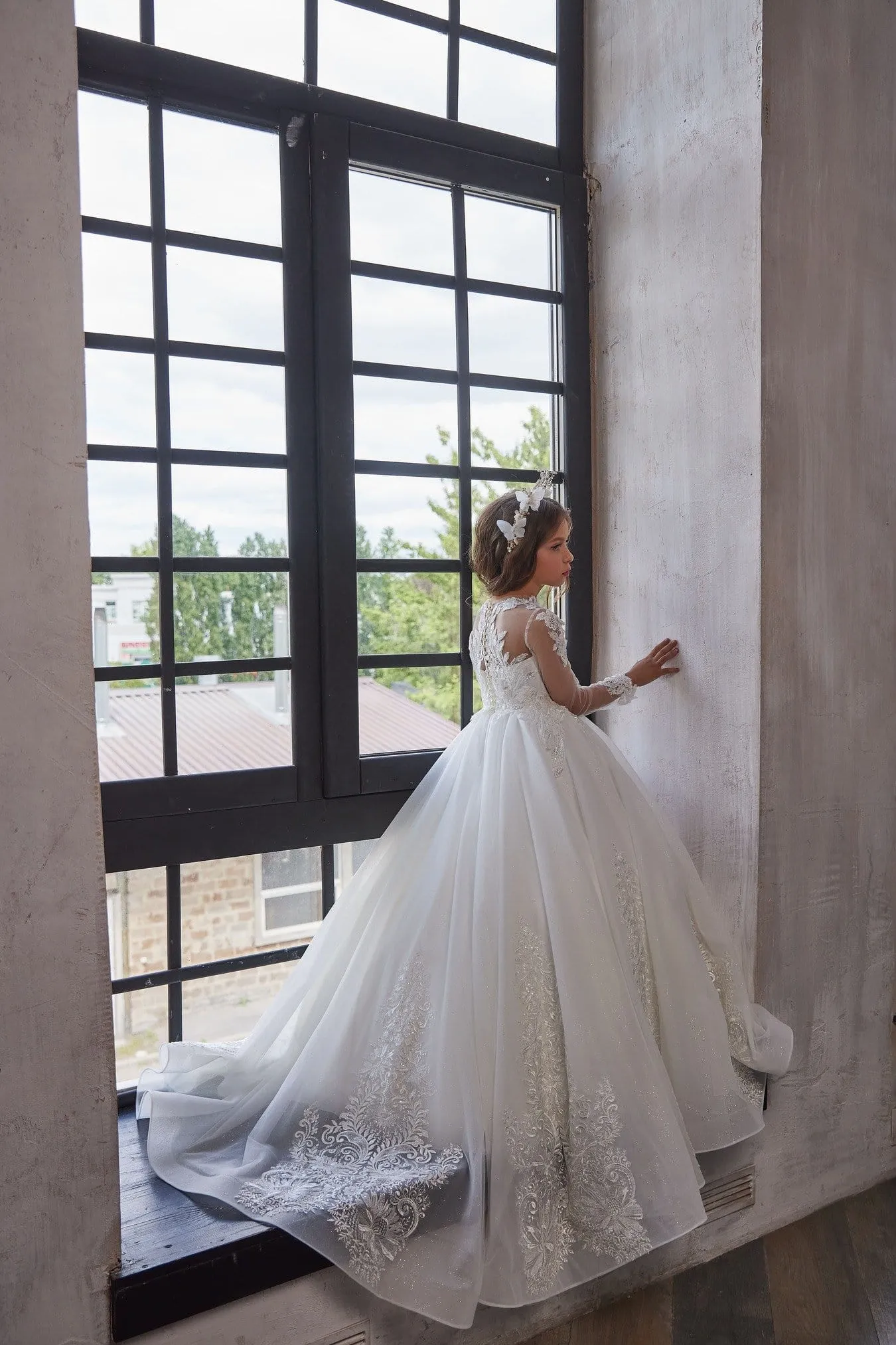 3234 Girls White Sparkly Princess Dress for Weddings