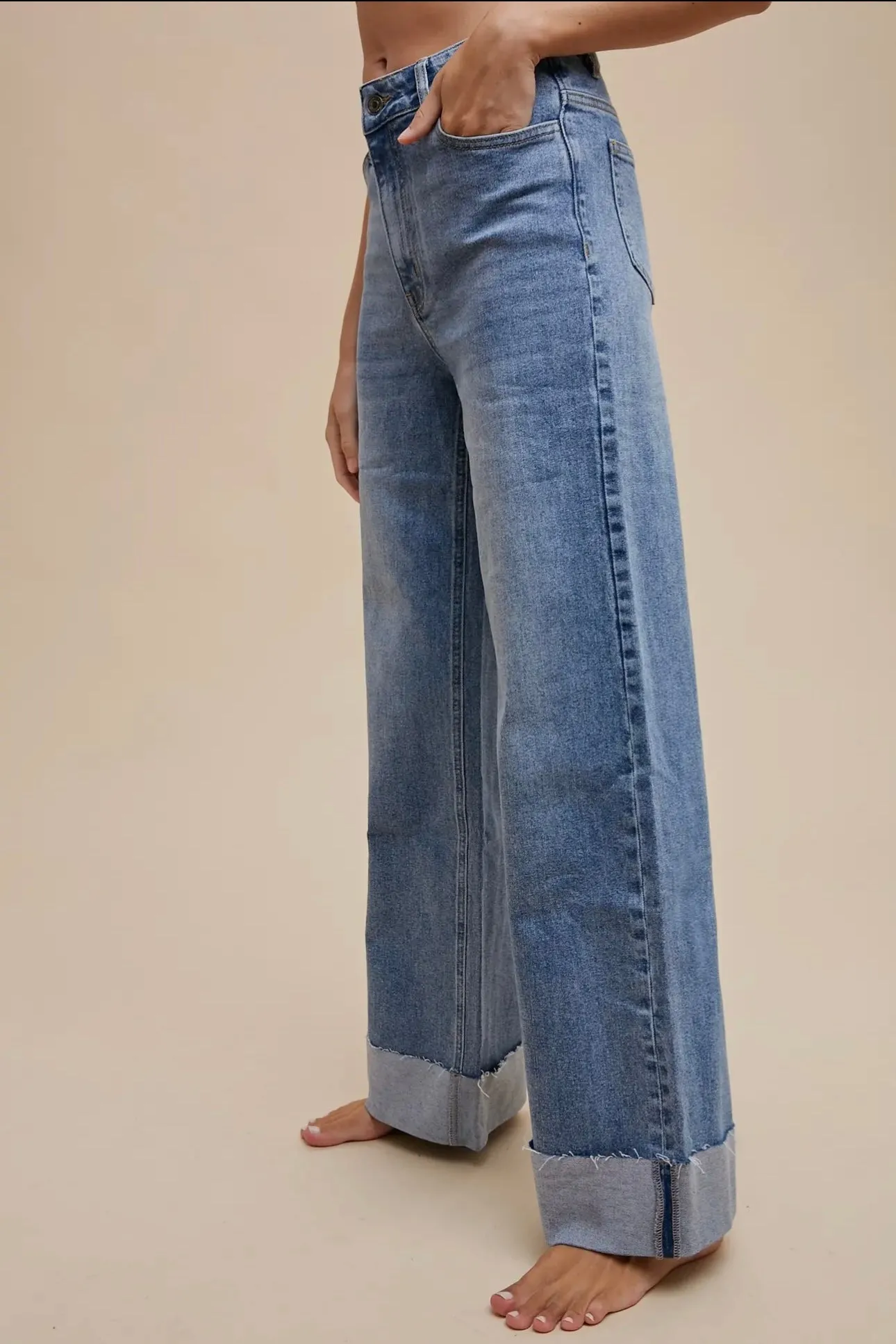 90’s Style Cuffed Hem High Rise Straight Jeans