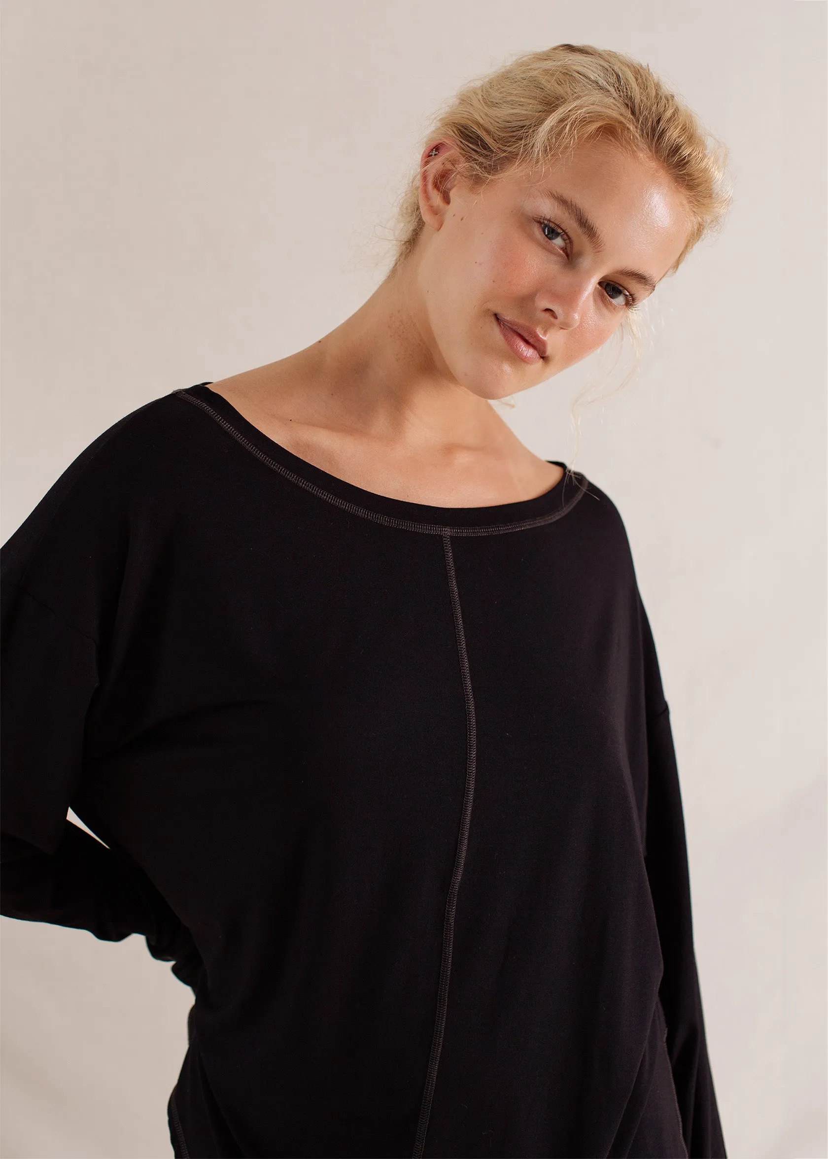 Alora Longsleeve Black
