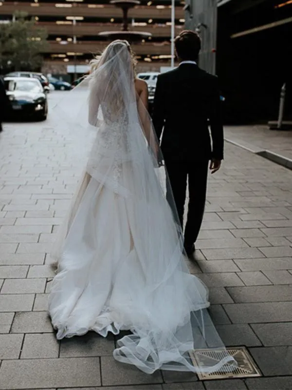 Appliques Lace Corset A-line Bridal Dress Tulle Skirt