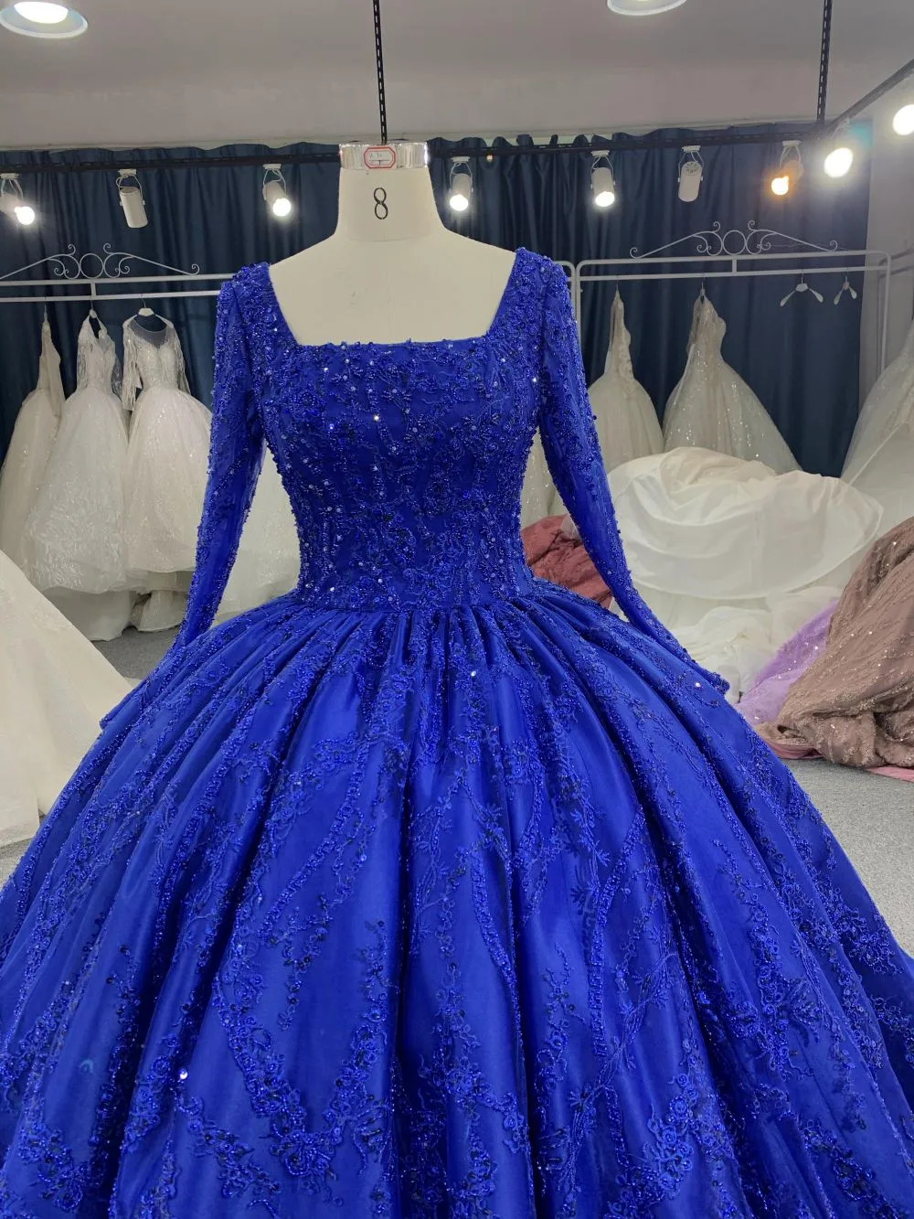 B216# Gorgeous Sequins Long Sleeves Tulle Lace Bridal Gowns
