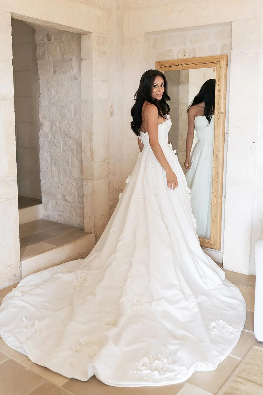 Backless Satin Flowers Strapless Wedding Dresses 2021