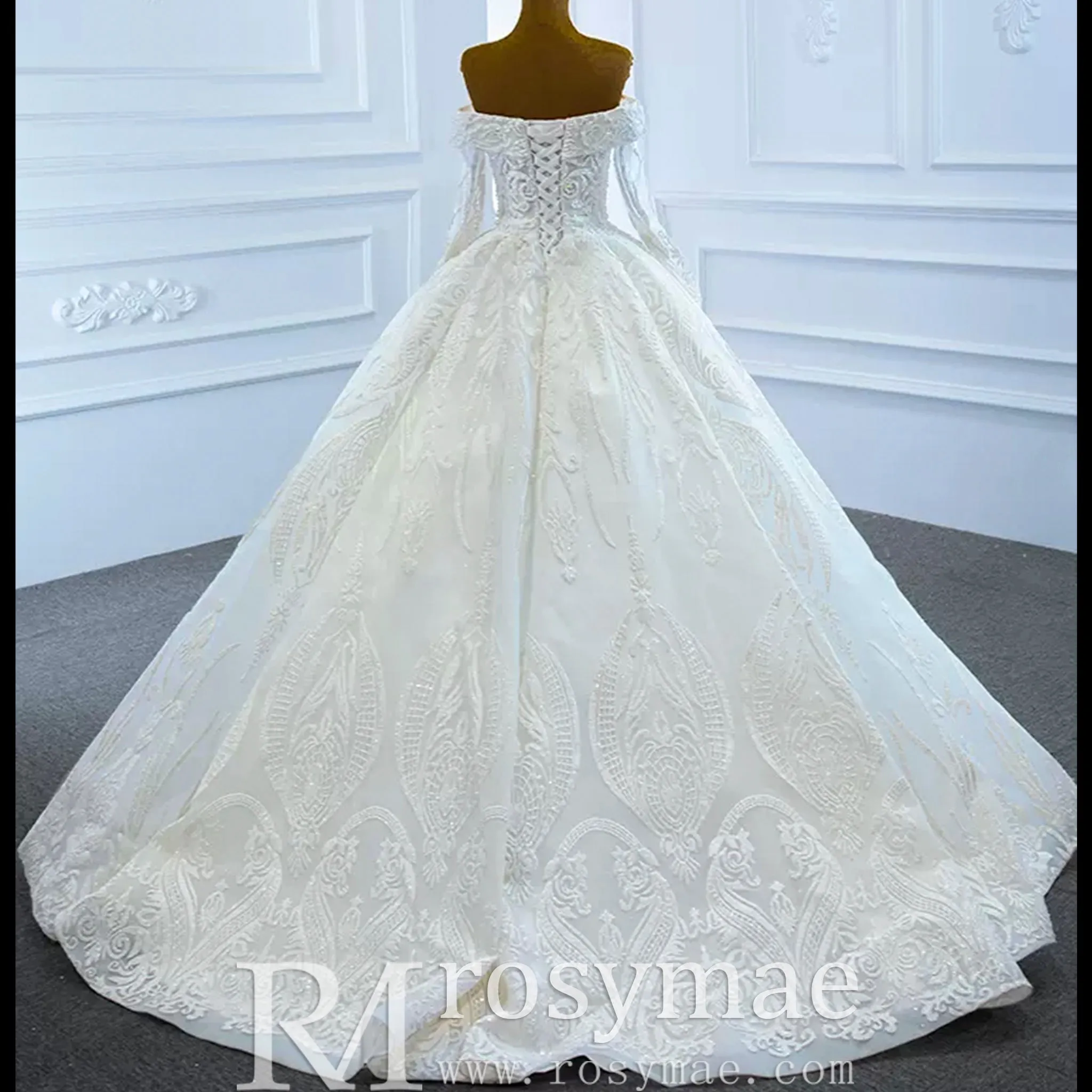 Ball Gown Lace Wedding Dresses with Off the Shoulder Long Sleeves
