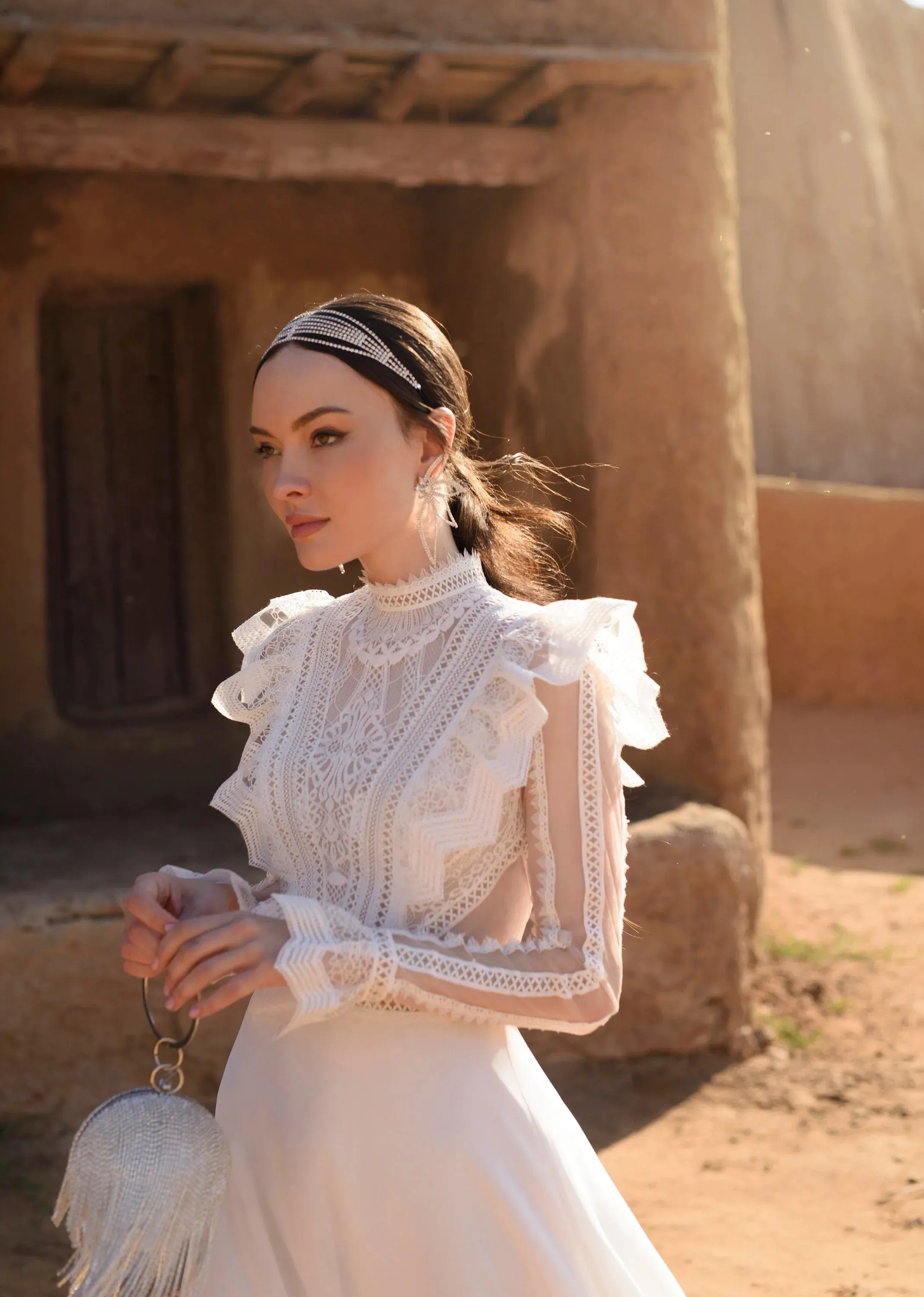 Bohemia Wedding Dresses A-Line Chiffon Bridal Gowns Flare Sleeves Floor Length Ball Gowns Lace Appliques Vestidos De Novia