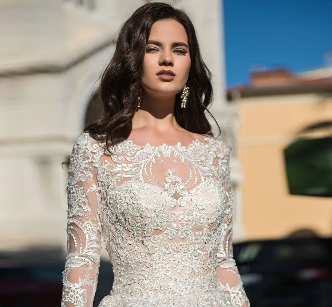 Custom Made Long Sleeve Pearls Appliques A-line Wedding Dresses  Bruidsjurken Princess Bridal Gowns