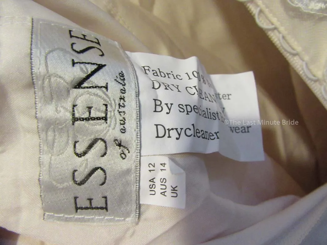 Essense of Australia D2323
