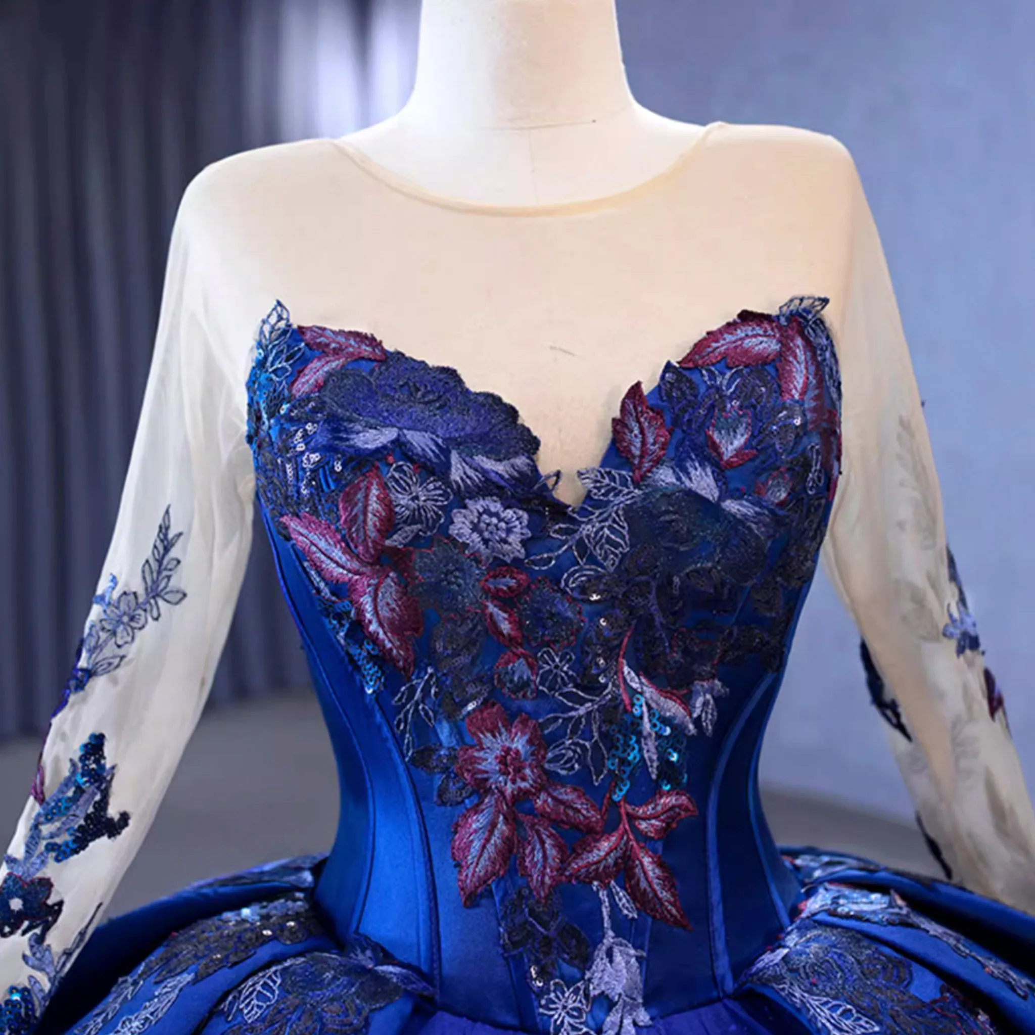 High-end Blue Ball Gown Ruffle Skirt Wedding Dress with Long Sleeve