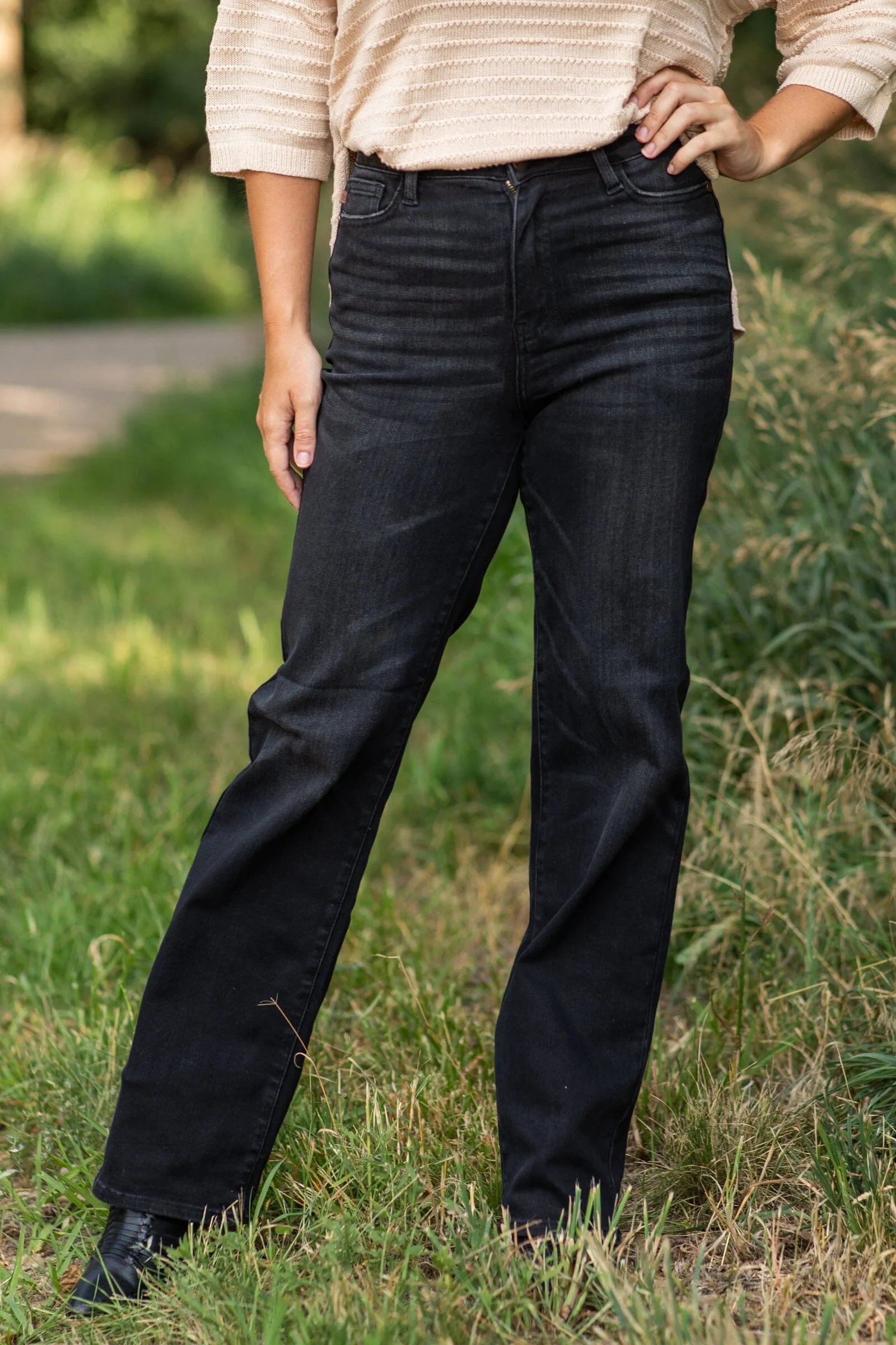 Judy Blue Black Washed Straight Leg Jeans