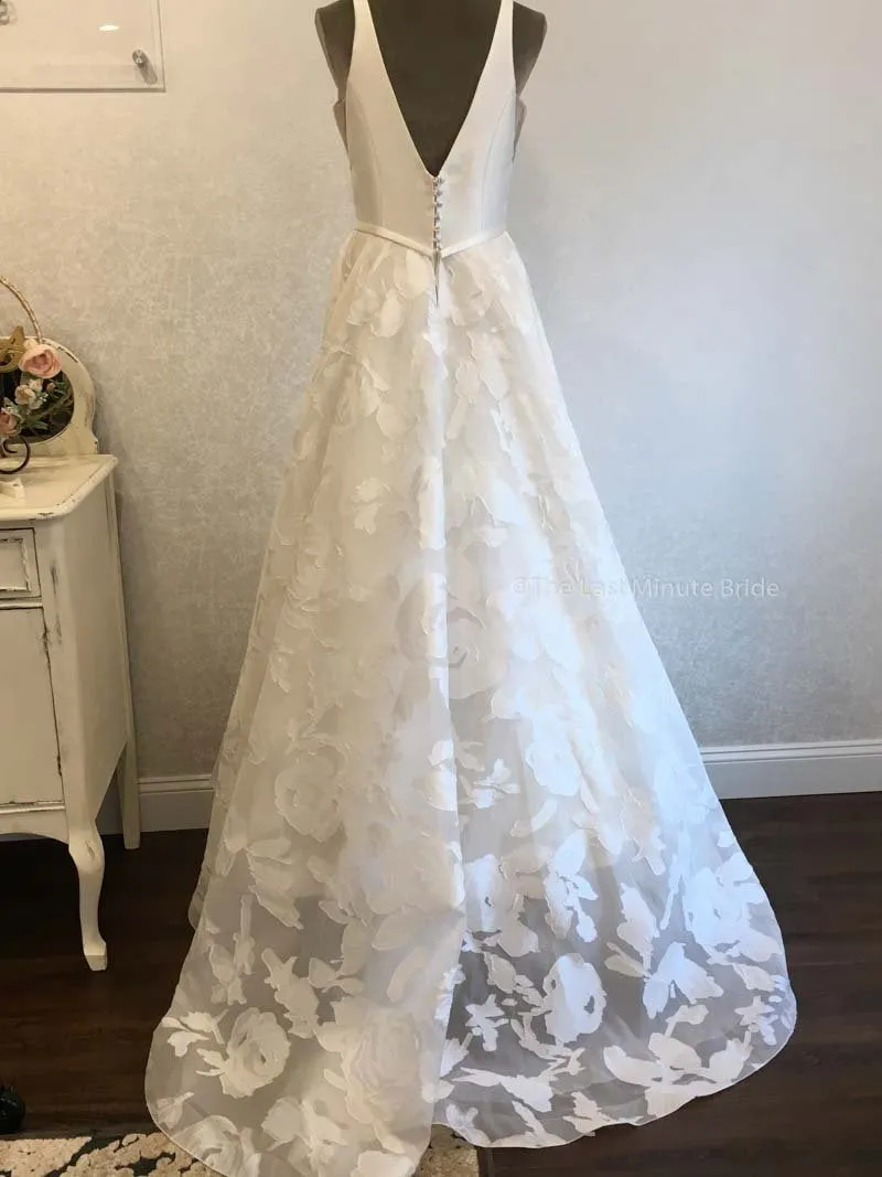 Lea Ann Belter Sofia