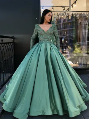 long sleeve green ball gown prom dresses deep v neck 2020 lace appliqué beaded elegant prom gowns