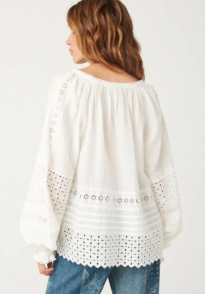 Love in the Afternoon Lace Blouse - Daisy