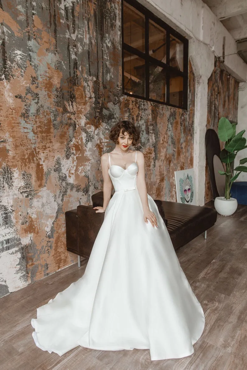 Modern A-line Simple Bridal Dress with Bow Sash