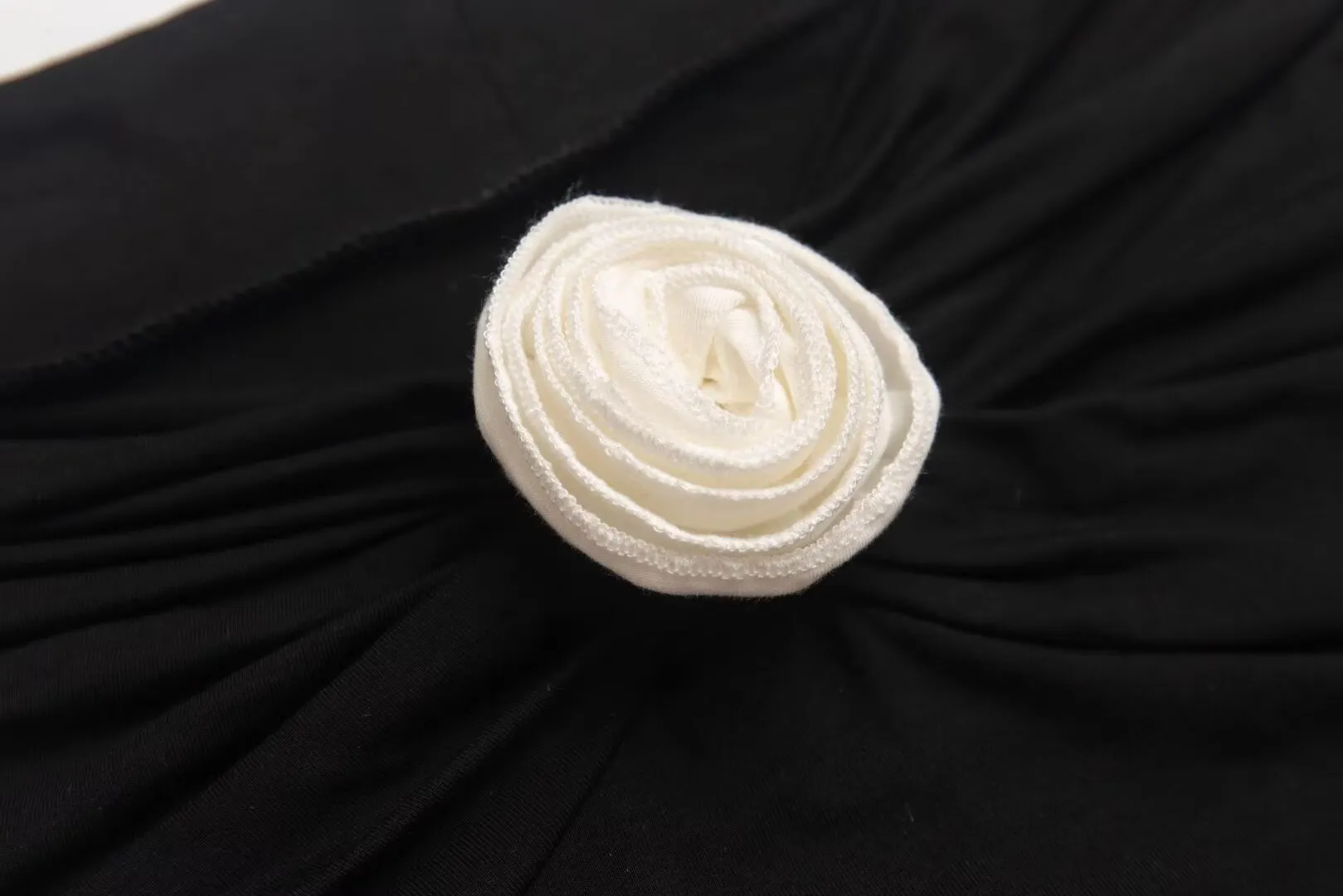 Off Shoulder Rosette Tank Top