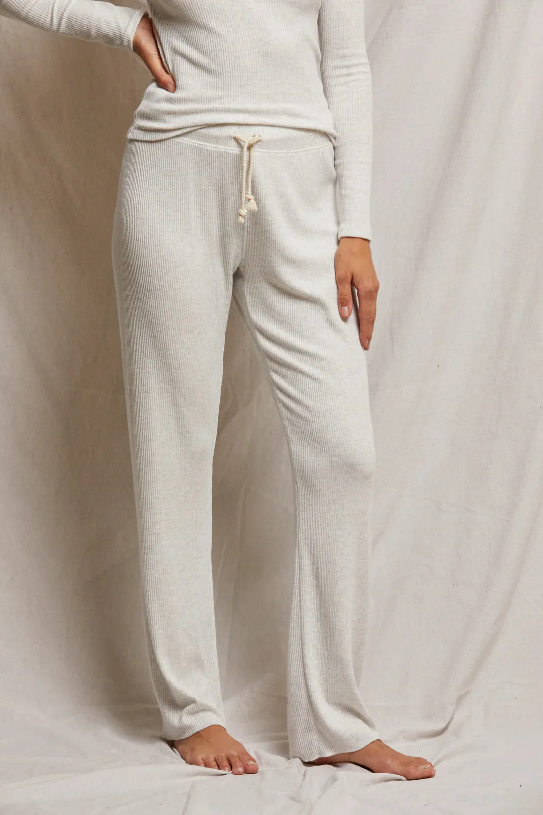 Perfect White Tee - Leann Sweater Ribbed Jogger - Ash