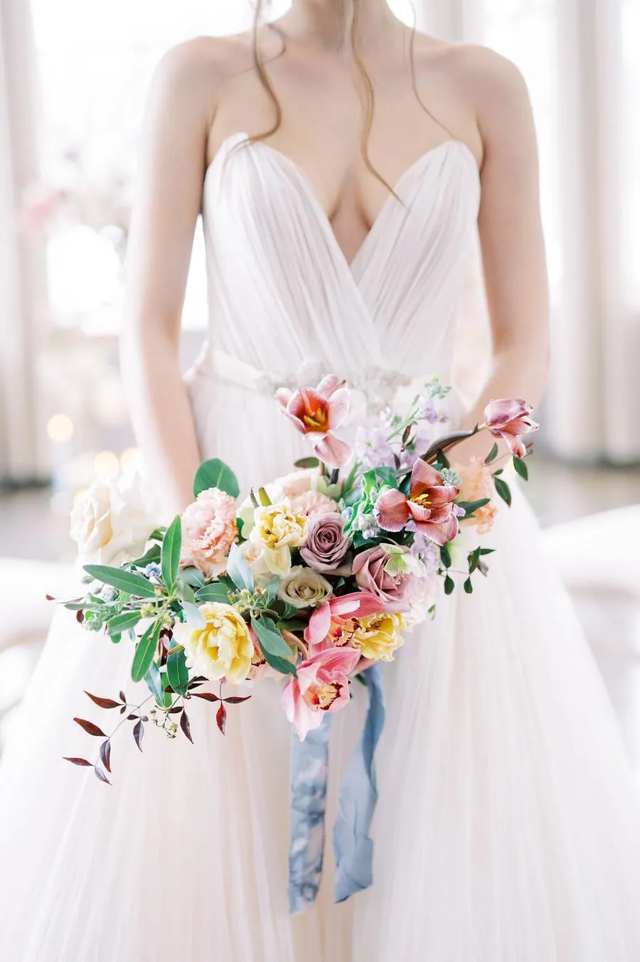 Plunging Sweetheart Bride Wedding Gown Tulle Skirt