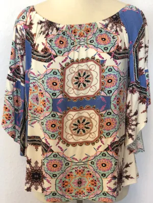 PLUS MEDALLION PRINT KNIT TOP