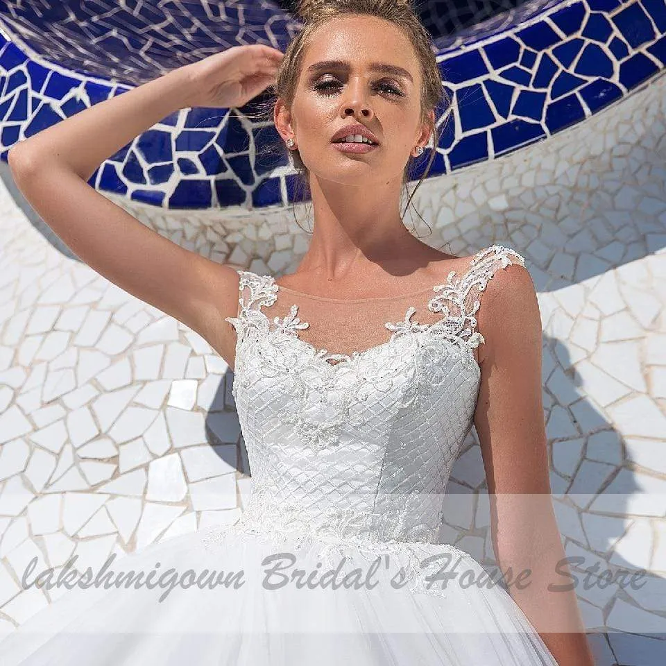 Plus Size White Tulle Wedding Gowns Lace Up Back