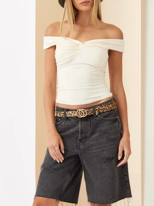 Portrait Twist Front Top - Cream