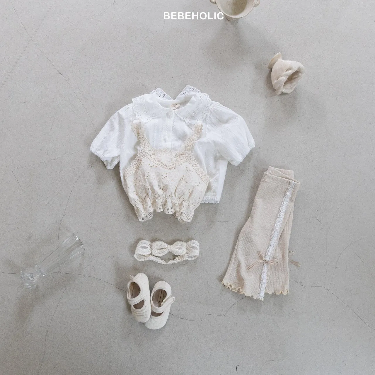 Ribbon bootcut pants