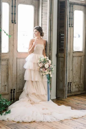 Romantic A-line Tiered Tulle Wedding Dresses for Women