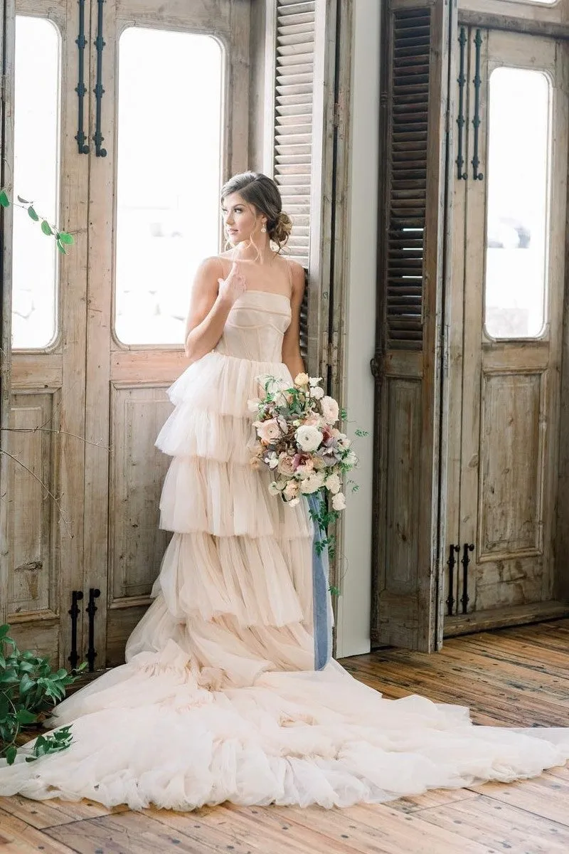 Romantic A-line Tiered Tulle Wedding Dresses for Women