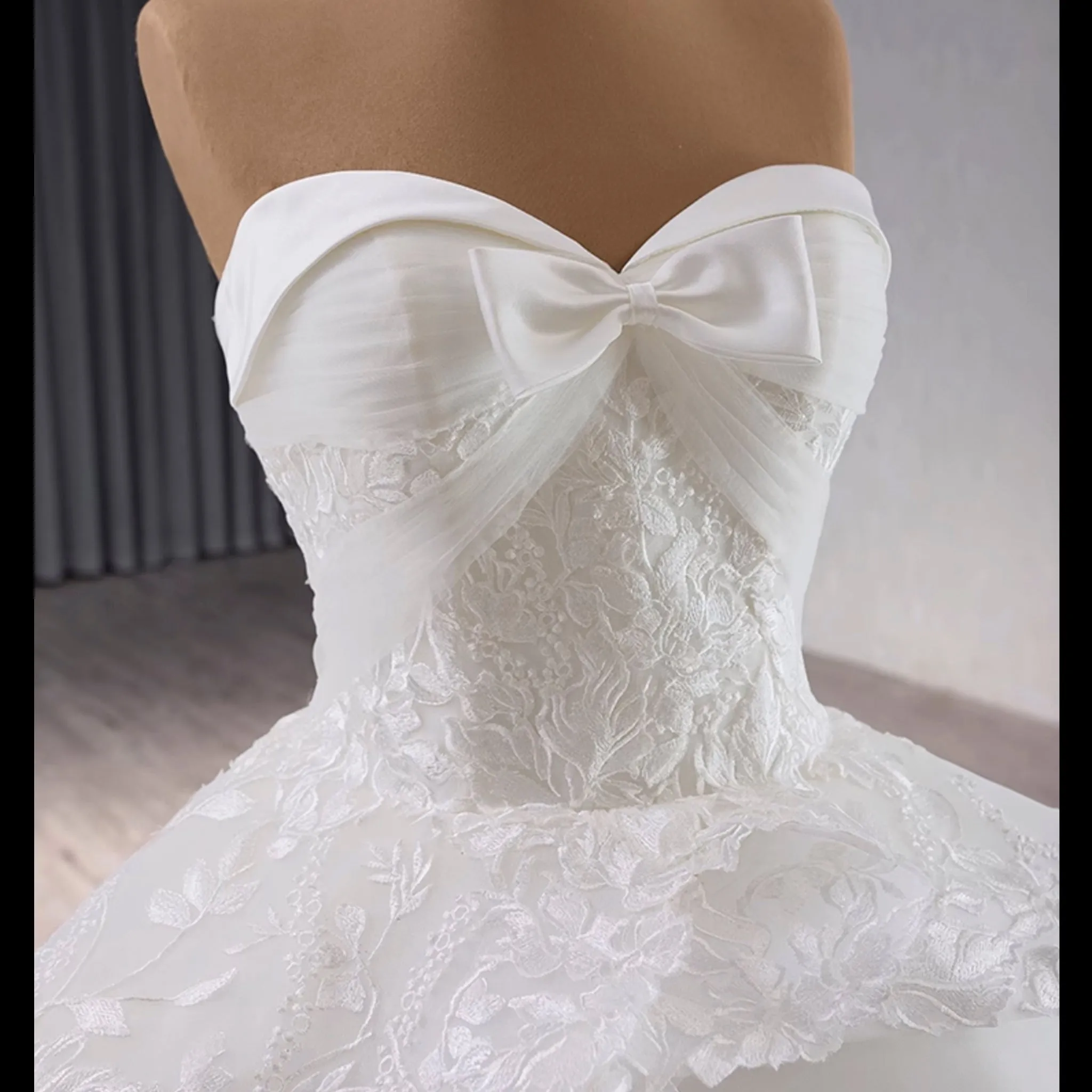 Romantic Ball Gown Wedding Dress Gorgeous Organza Princess Bridal Gown