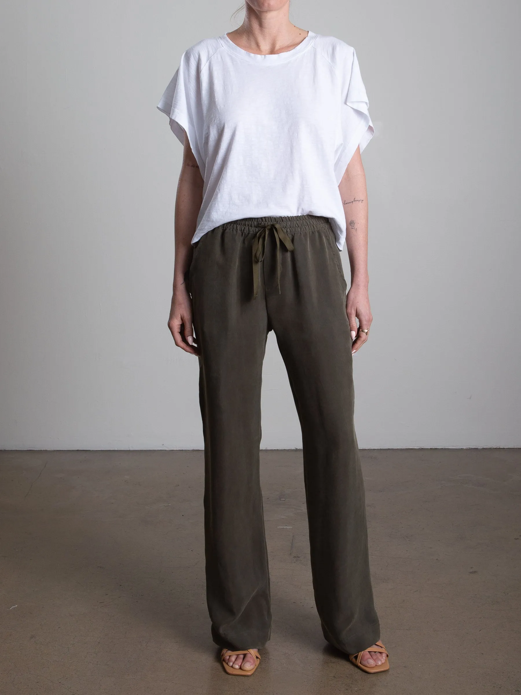 Sloane Mid-Rise Pant in Cupro - Military