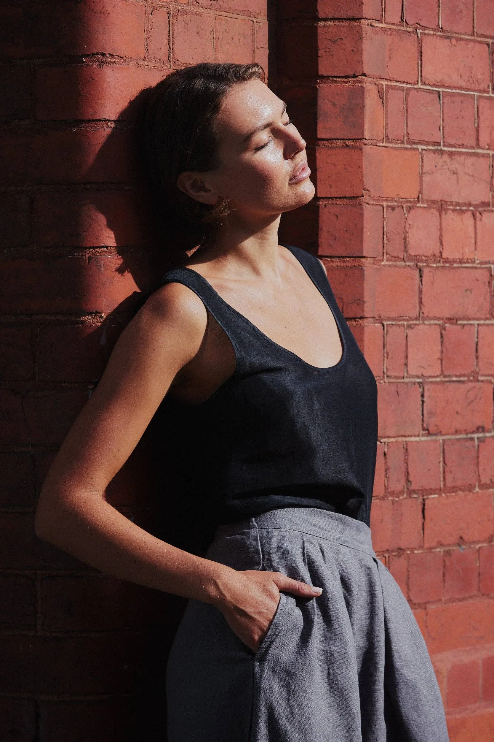 Sofia Cami Top in Noir