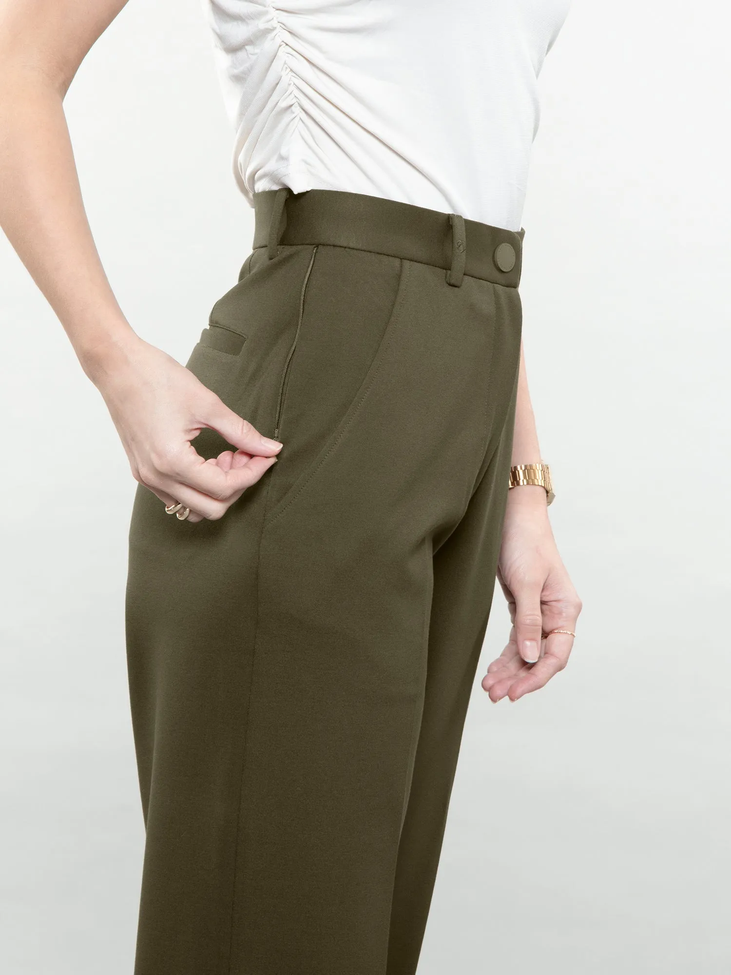 Straight-leg trouser