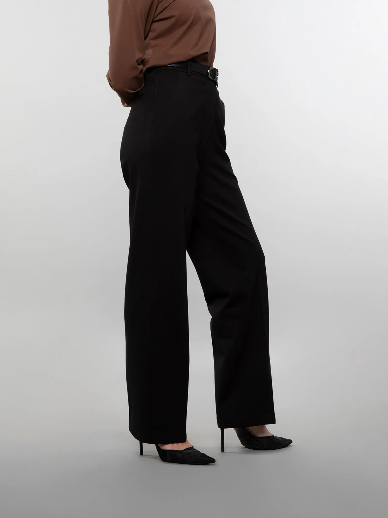 Straight-leg trouser