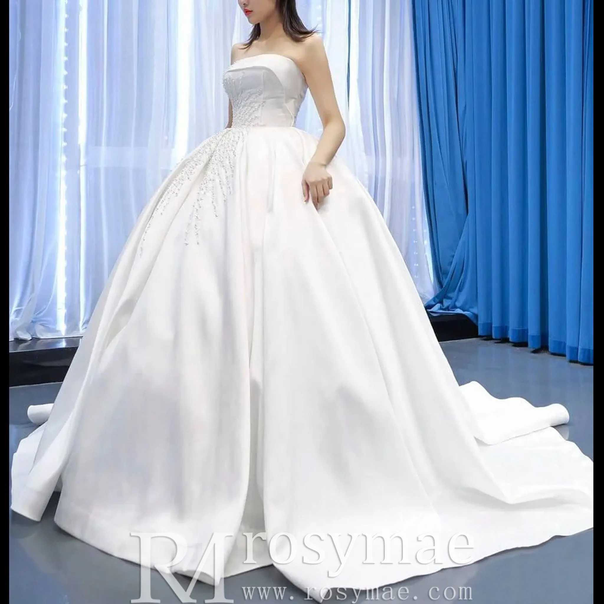 Straight Neck Ball Gown Wedding Dress with Pearls Satin Bridal Gown