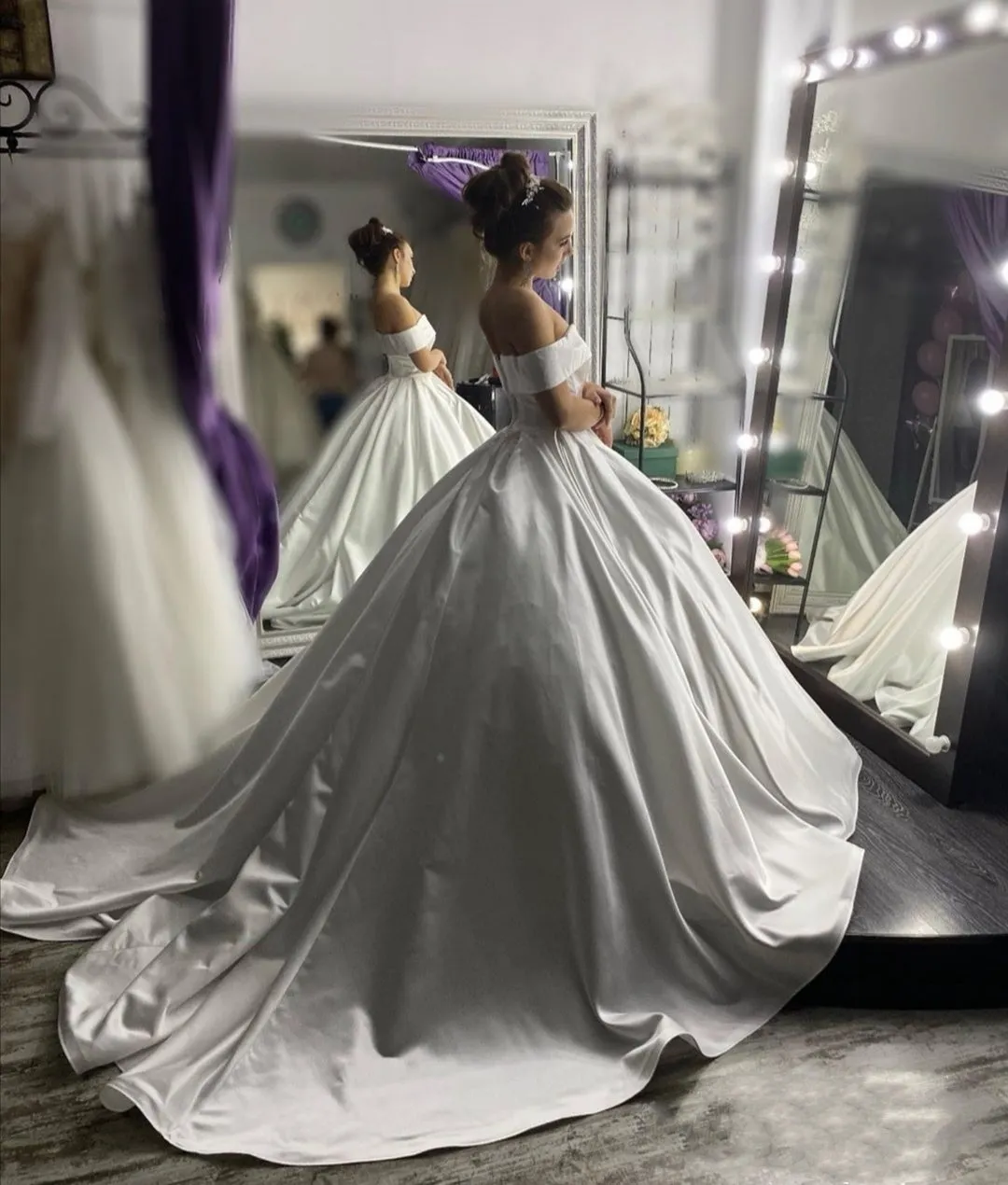 Structured Satin Ball Gown Wedding Dress with Off-the-shoulder Sleeves