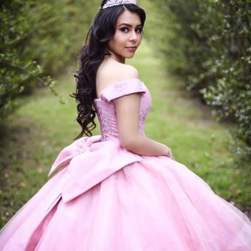 Sweet 16 Pink Quinceanera Dresses Off Shoulder Ruched Ball Gown Sweet 15 Dress Prom Gowns