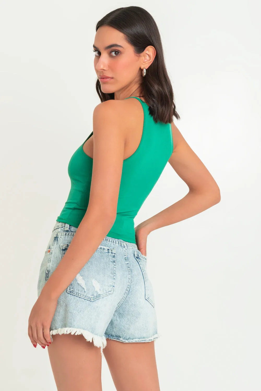 Top básico sin mangas cuello redondo