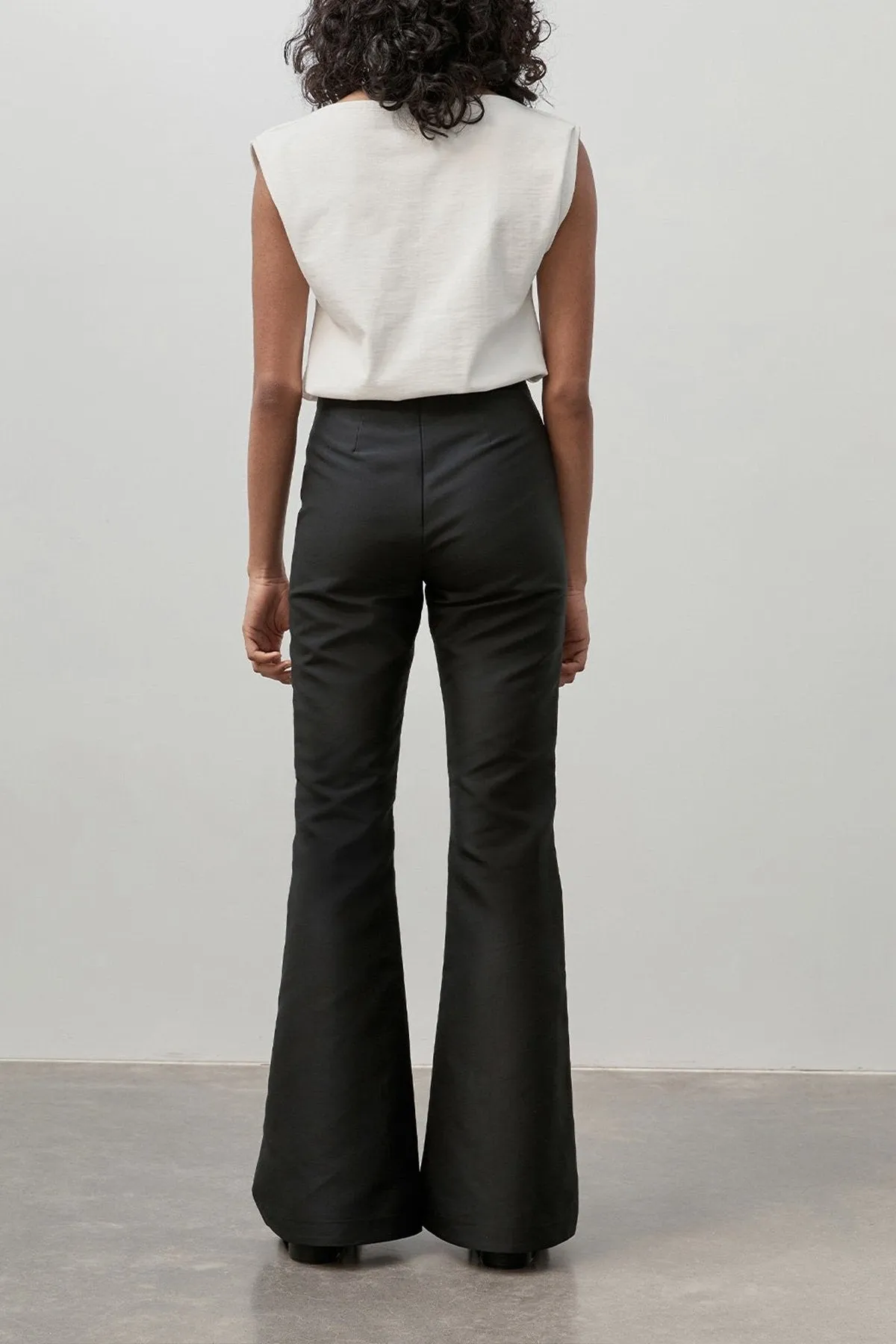Tuck Shoulder Tee Top in White