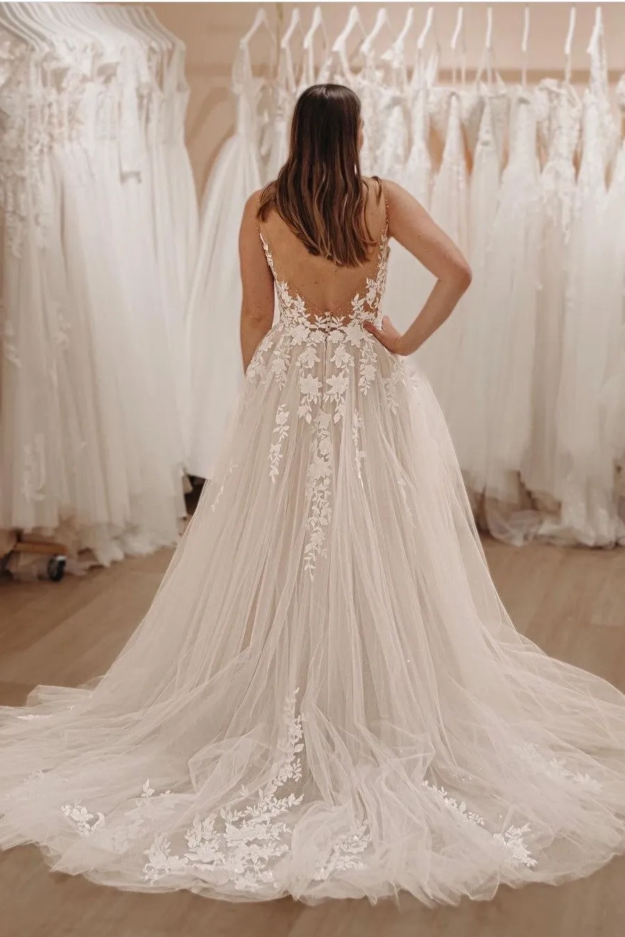 Tulle Appliques Wedding Gown for Bride 2023 New Fashion
