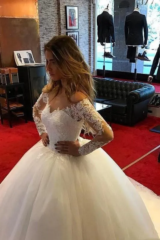 Tulle Ball Gown Wedding Dresses with Lace Long Sleeves 2019