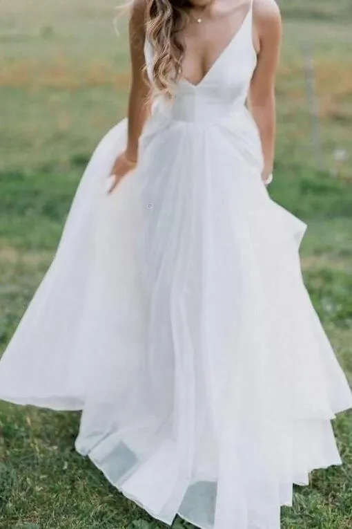 V-neckline Simple Boho Beach Wedding Dress Organza