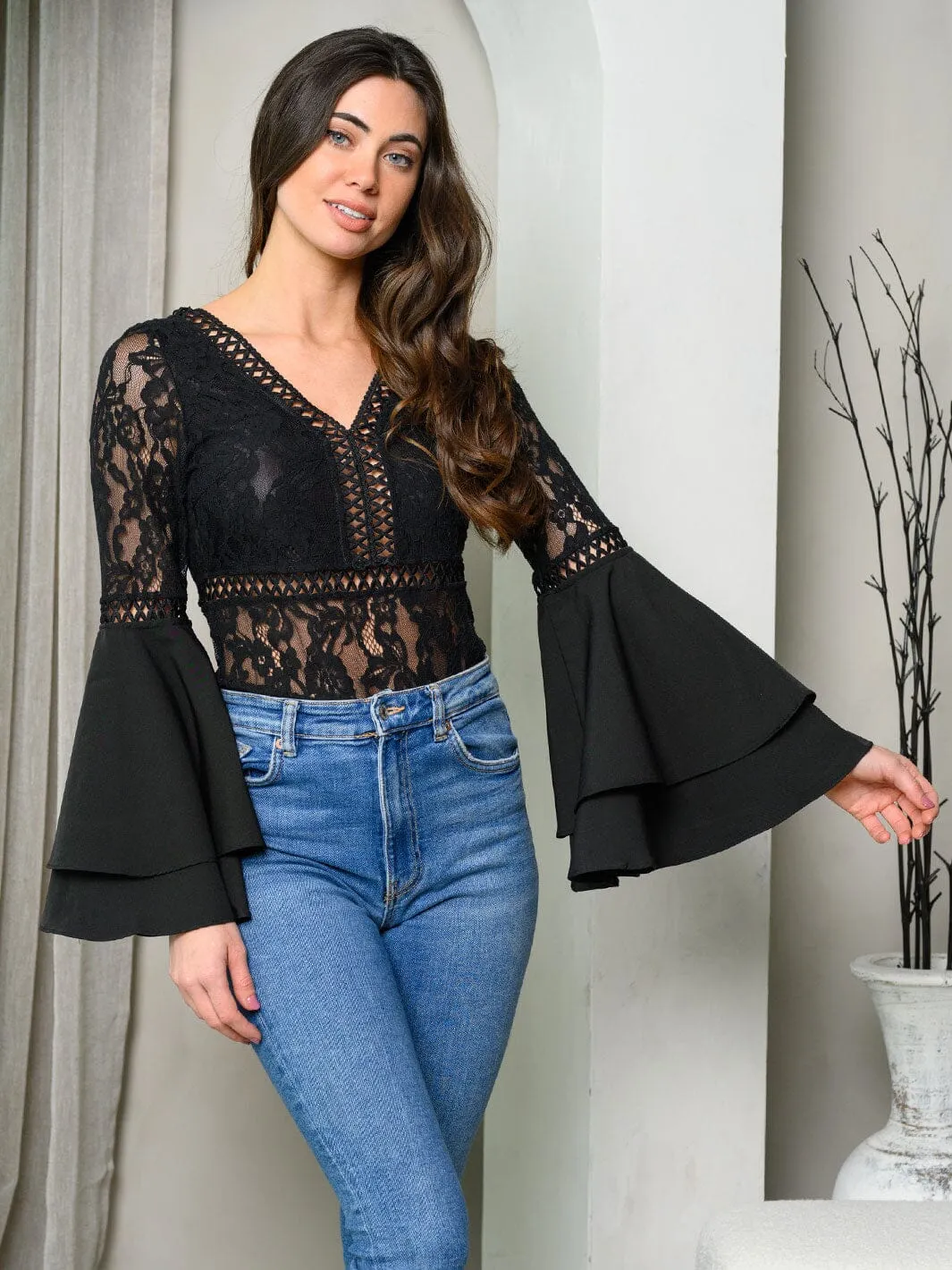WOMEN'S LONG BELL SLEEVES V-NECK LACE BODYSUIT