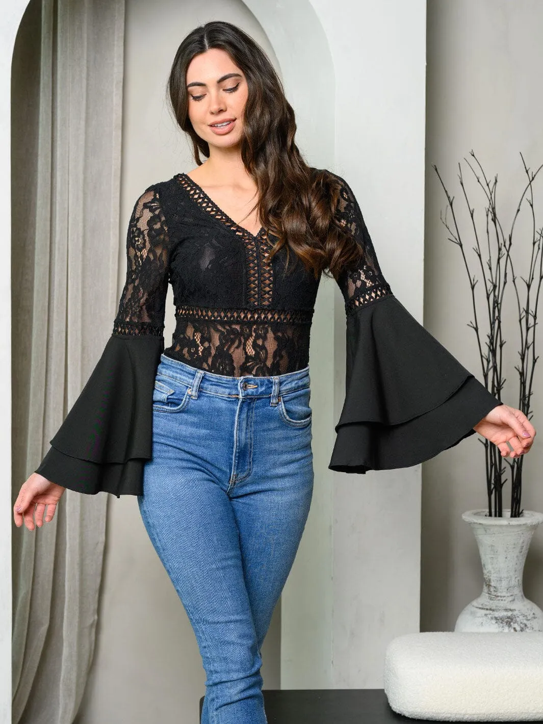 WOMEN'S LONG BELL SLEEVES V-NECK LACE BODYSUIT