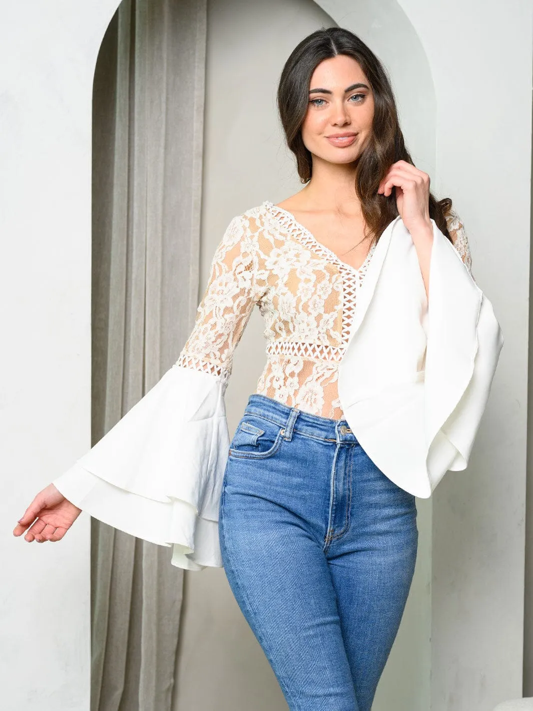 WOMEN'S LONG BELL SLEEVES V-NECK LACE BODYSUIT