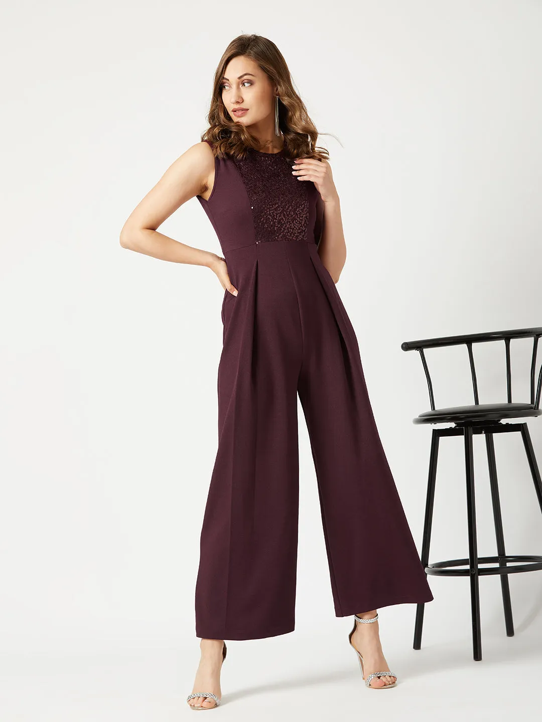 Women's Wine Color Halter Neck Sleeveless Solid Pleated Wide-Leg Sequin Paneled Regular Length Jumpsuit