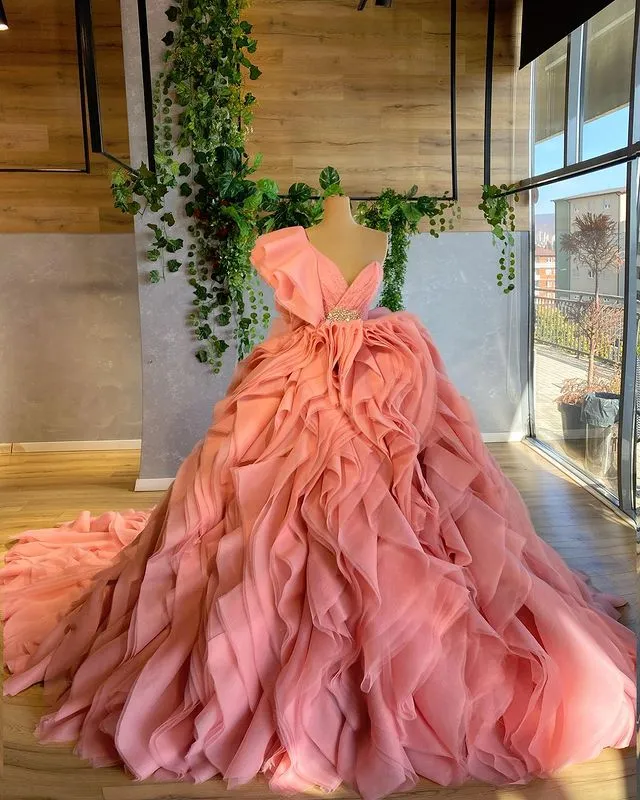 Yellow Prom Dresses Ball Gown Organza Skirt Ruffles Puffy Strapless Bodice Beaded Pageant Gowns 803101