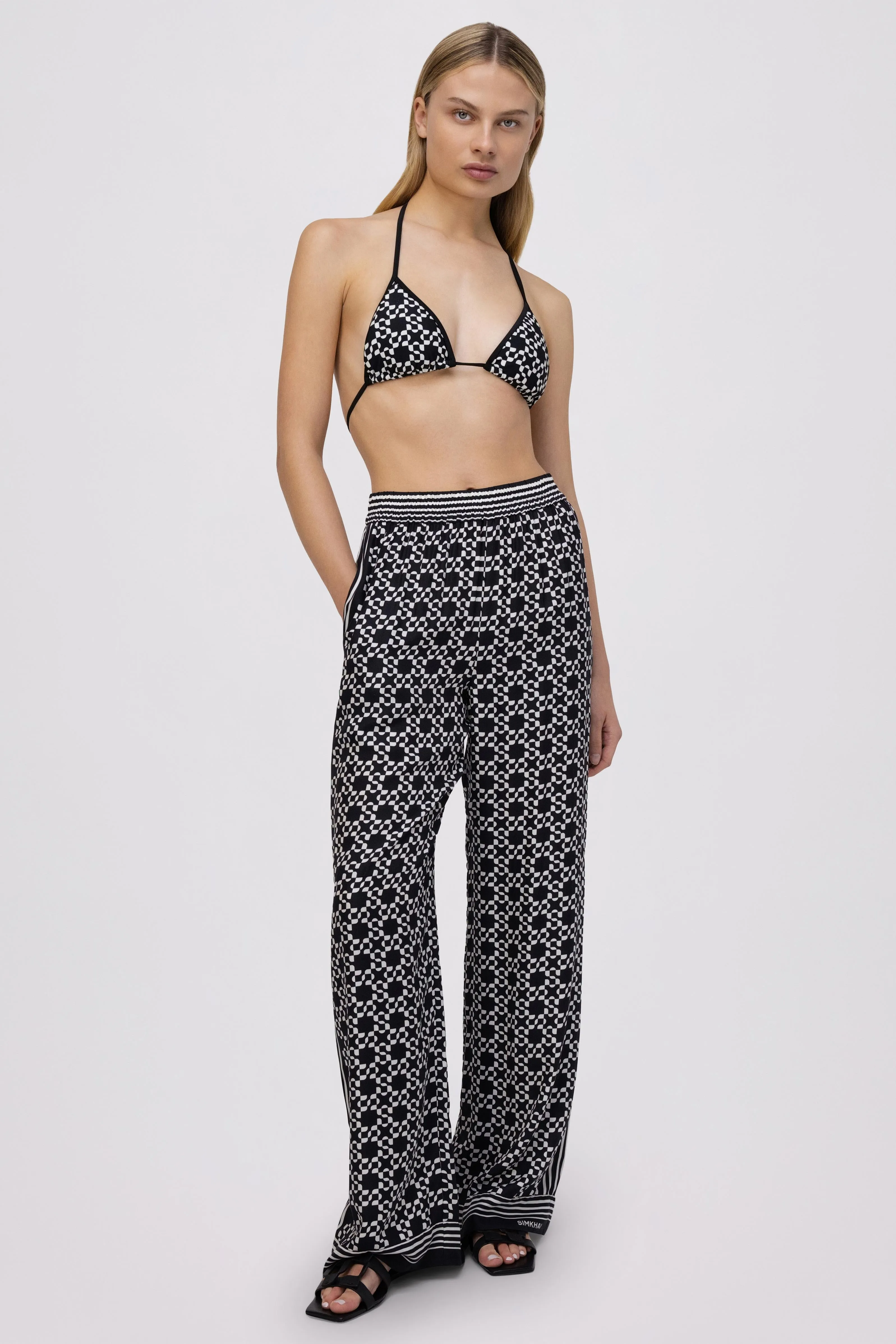 Zuna Straight Leg Pant in Black