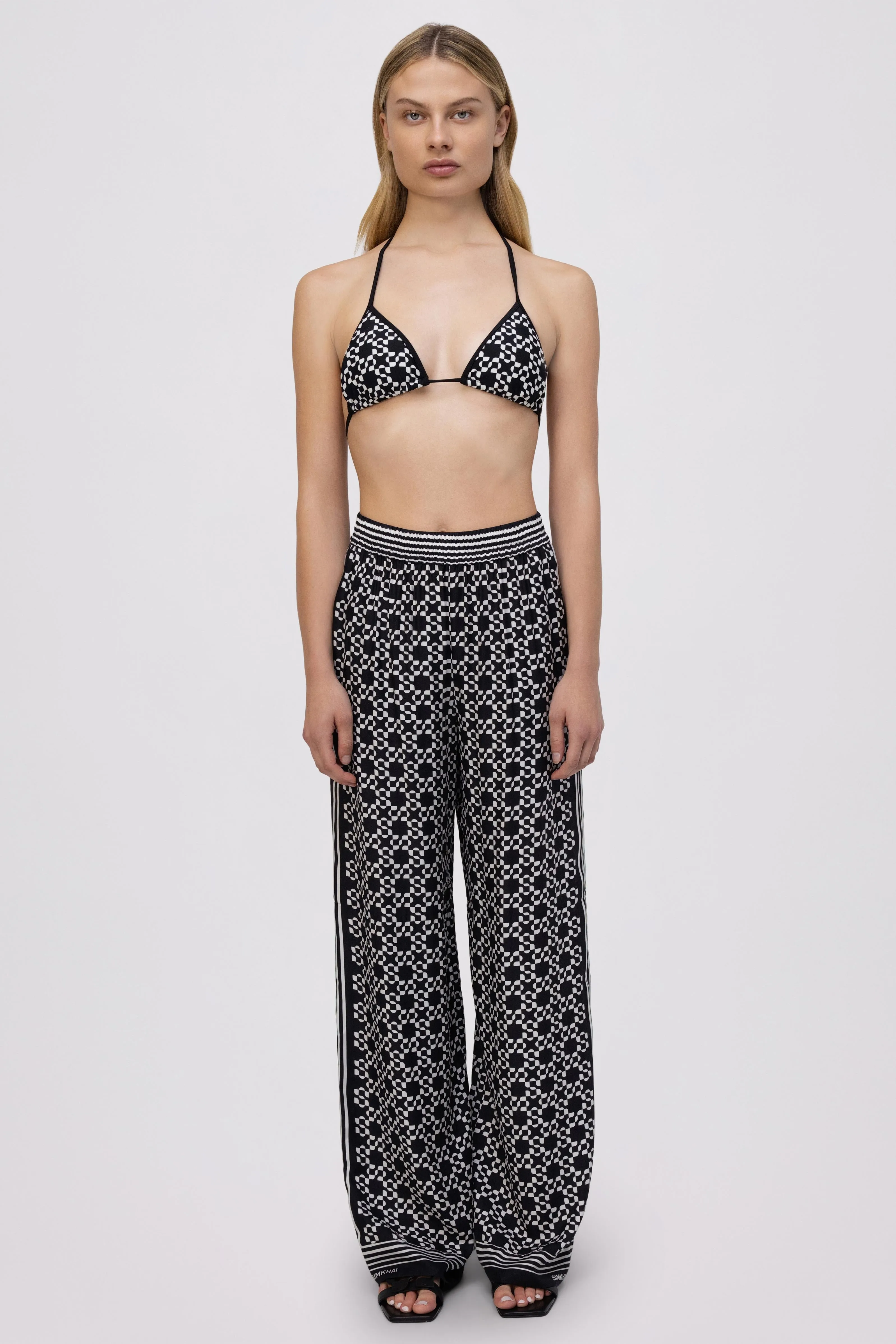 Zuna Straight Leg Pant in Black